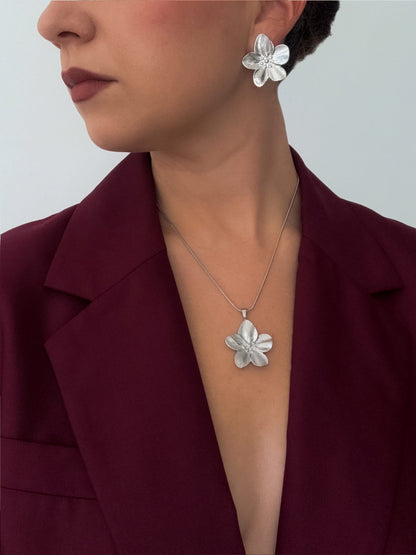 Pia Earrings